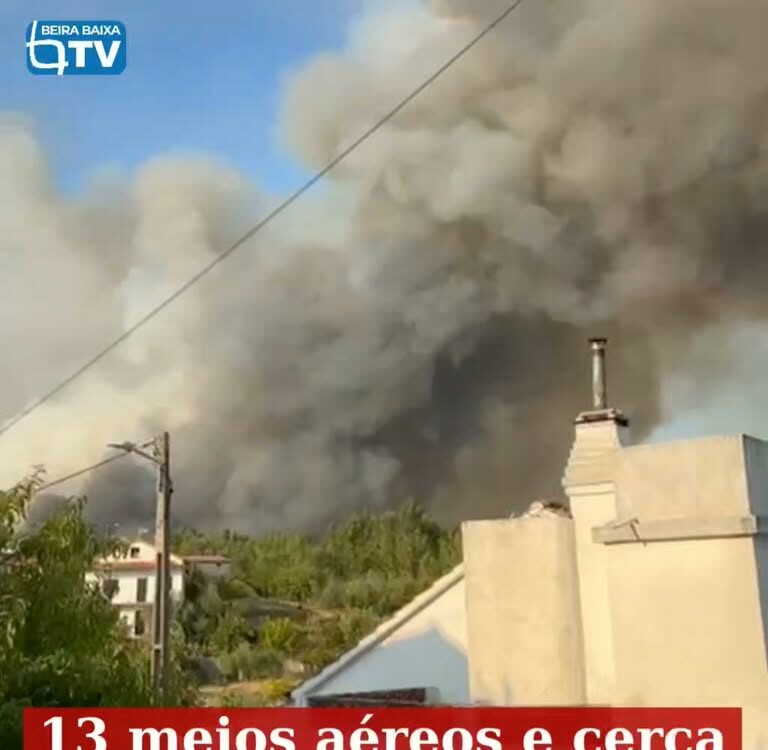 Segundo a página da proteção civil, pelas 18h40