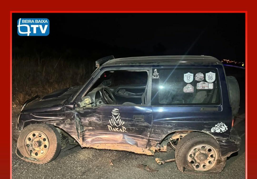 Um homem de 62 anos ficou com ferimentos ligeiros na sequência de um despiste oc