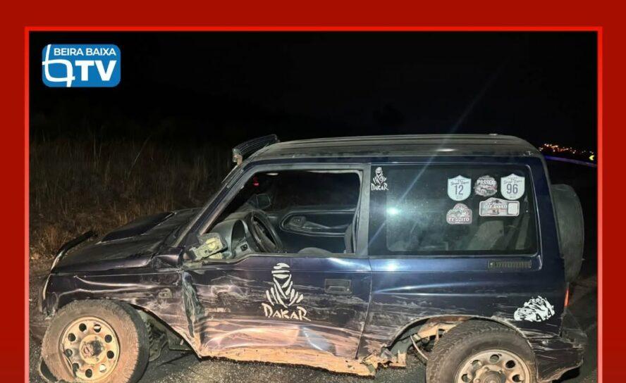 Um homem de 62 anos ficou com ferimentos ligeiros na sequência de um despiste oc