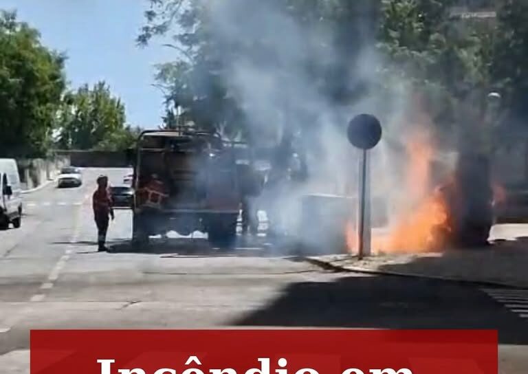 Um incêndio deflagrou esta quinta-feira, 3 de setembro