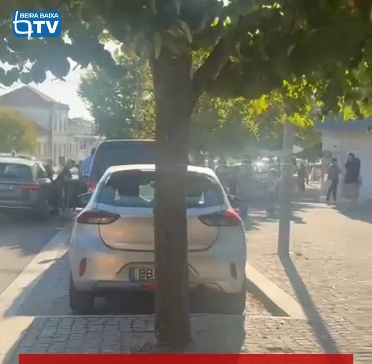 Uma jovem de 17 anos foi atropelada na tarde desta quinta-feira, 24 de setembro,