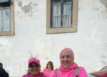 A Caminhada Outubro Rosa realizou-se em Tinalhas, no concelho de Castelo Branco,