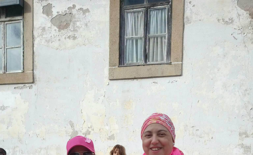 A Caminhada Outubro Rosa realizou-se em Tinalhas, no concelho de Castelo Branco,