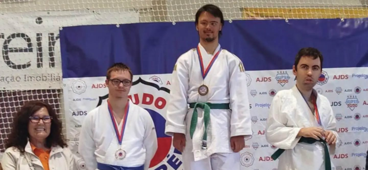 A Escola de Judo Ana Hormigo conquistou cinco medalhas no I Open Internacional d