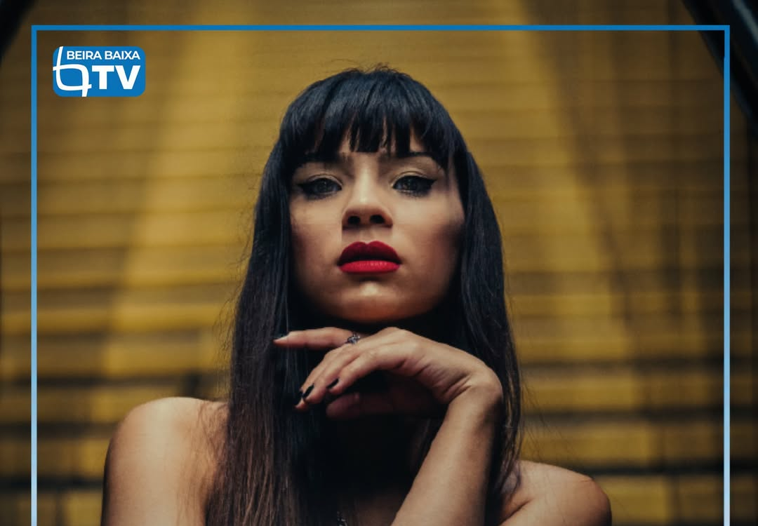 A fadista Valéria Carvalho sobe ao palco do Cine-Teatro Avenida