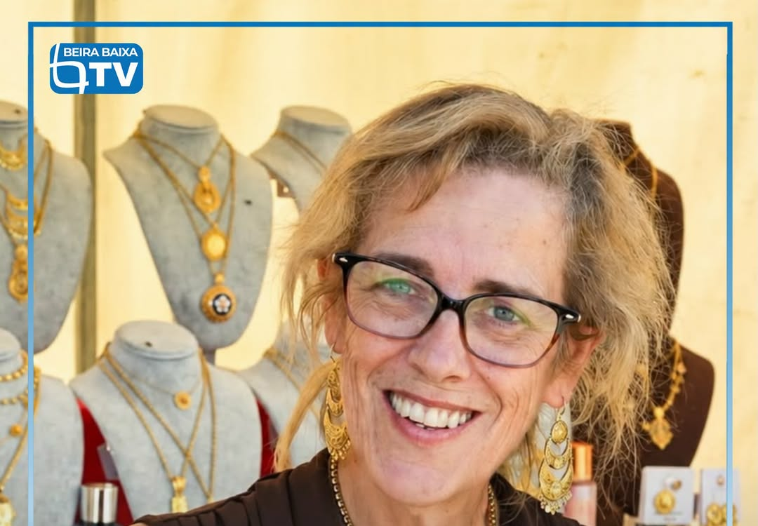 Antónia Piteira Roque, proprietária da página Antónia Bijou
