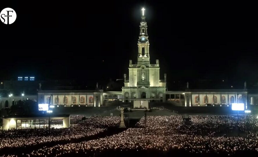 EM DIRETO: MISSA EM FÁTIMA