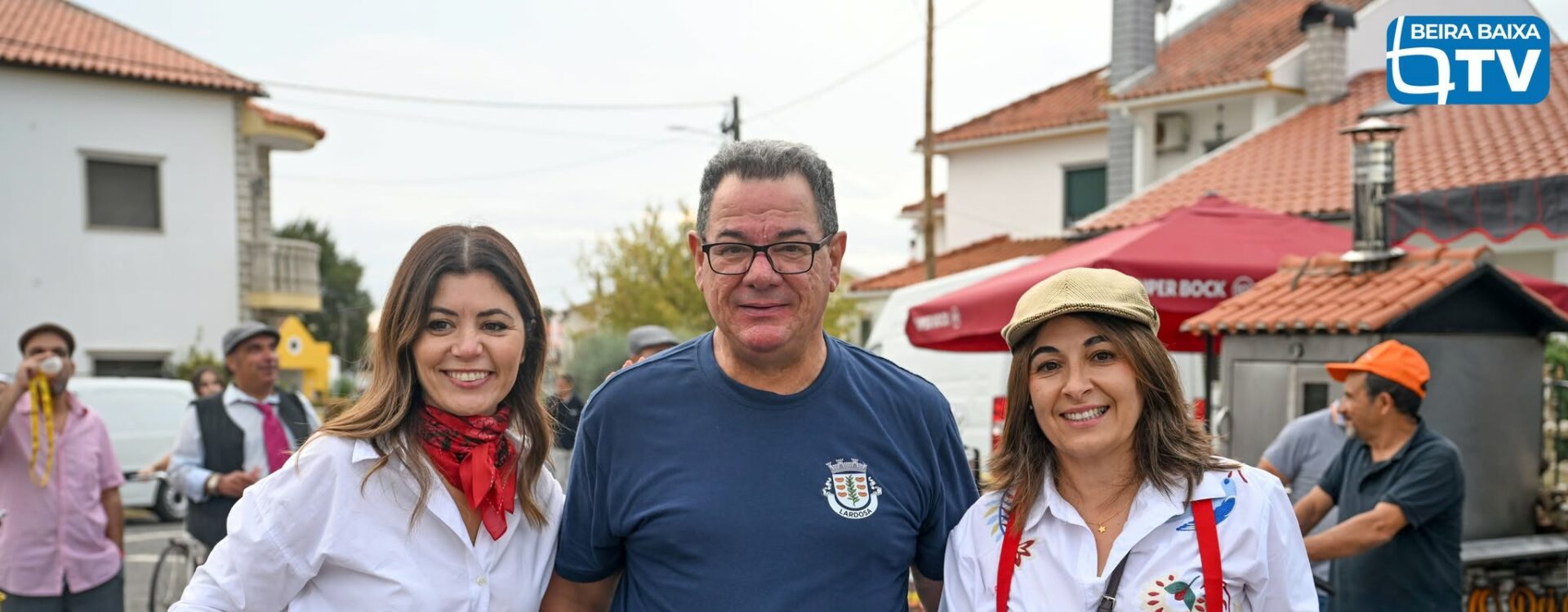 Feira do Feijão Frade arranca com passeio de pasteleiras