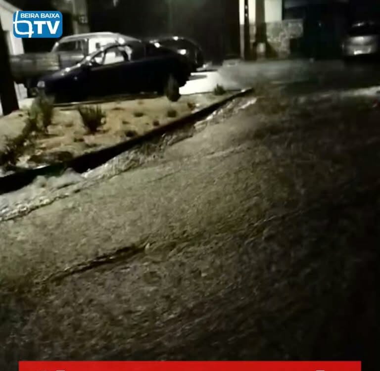 Imagens registadas cerca das 22h45 desta sexta-feira, 2 de outubro