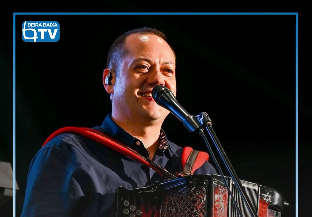 Miguel Agostinho, acordeonista e teclista, natural de Oleiros