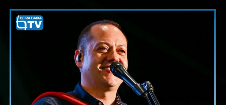 Miguel Agostinho, acordeonista e teclista, natural de Oleiros
