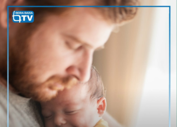 O PSD e o PS chegaram a acordo para alargar a licença parental paga a 100% até a