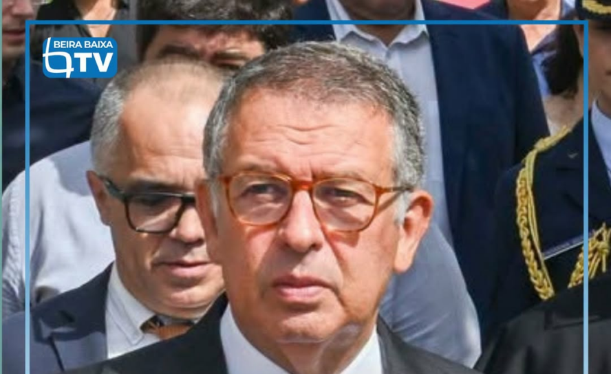O Presidente da República pediu hoje uma nova cultura política de compromissos i