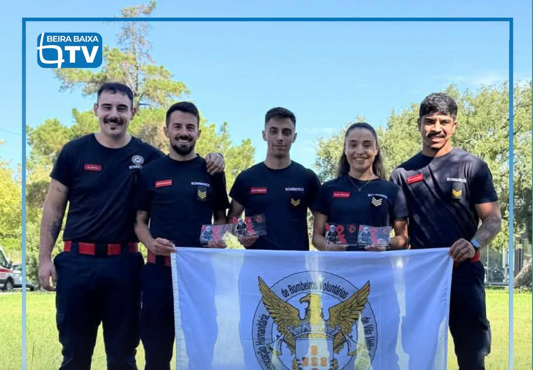 Quatro elementos dos Bombeiros Voluntários de Vila Velha de Ródão participaram n