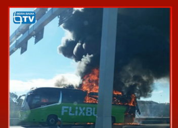 Um autocarro da FlixBus incendiou-se na Autoestrada A1, após a saída de Aveiras,