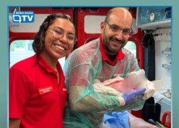 Um bebé nasceu esta terça-feira no interior de uma ambulância dos Bombeiros Volu