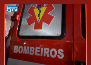 Um homem de 74 anos sofreu ferimentos ligeiros na sequência de uma colisão entre