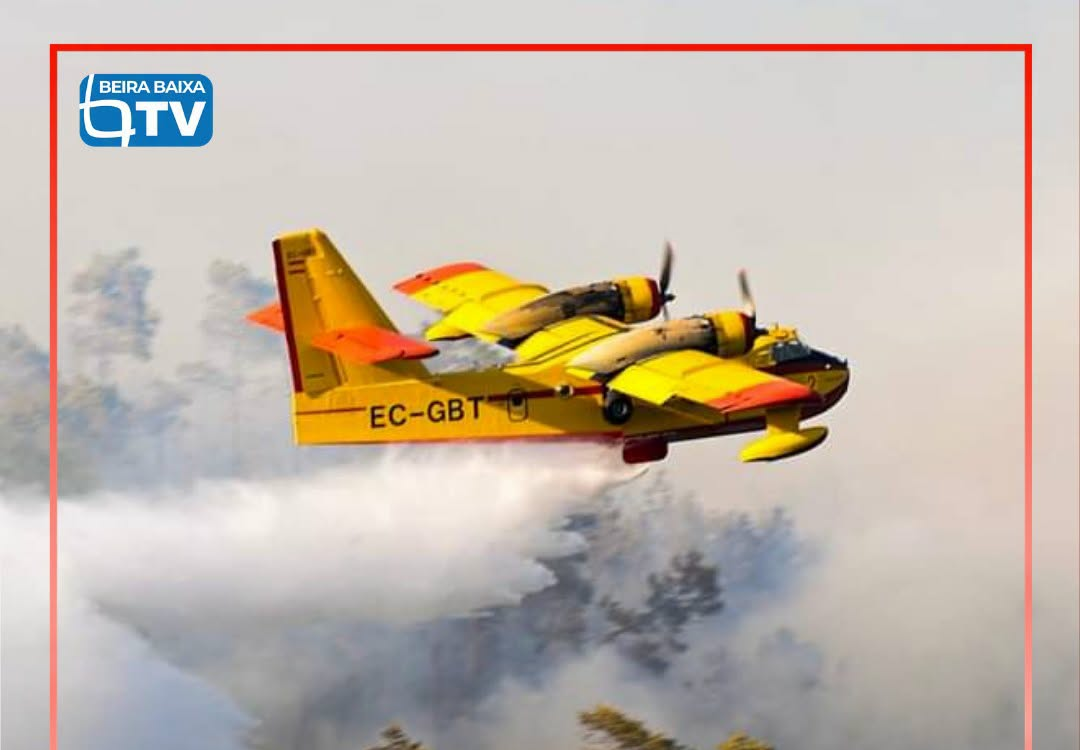 Um incêndio deflagrou na tarde desta quinta-feira, 22 de outubro